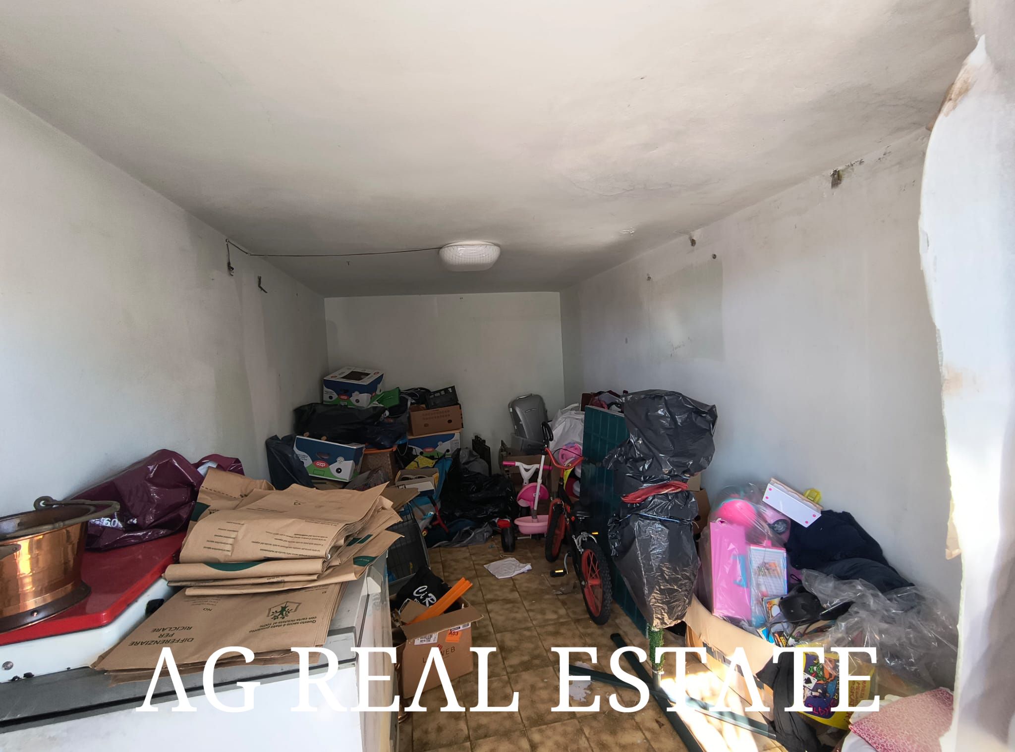 CASTELFRANCO DI SOTTO, APPARTAMENTO, 5 VANI, CON 2 GARAGE E POSTO AUTO