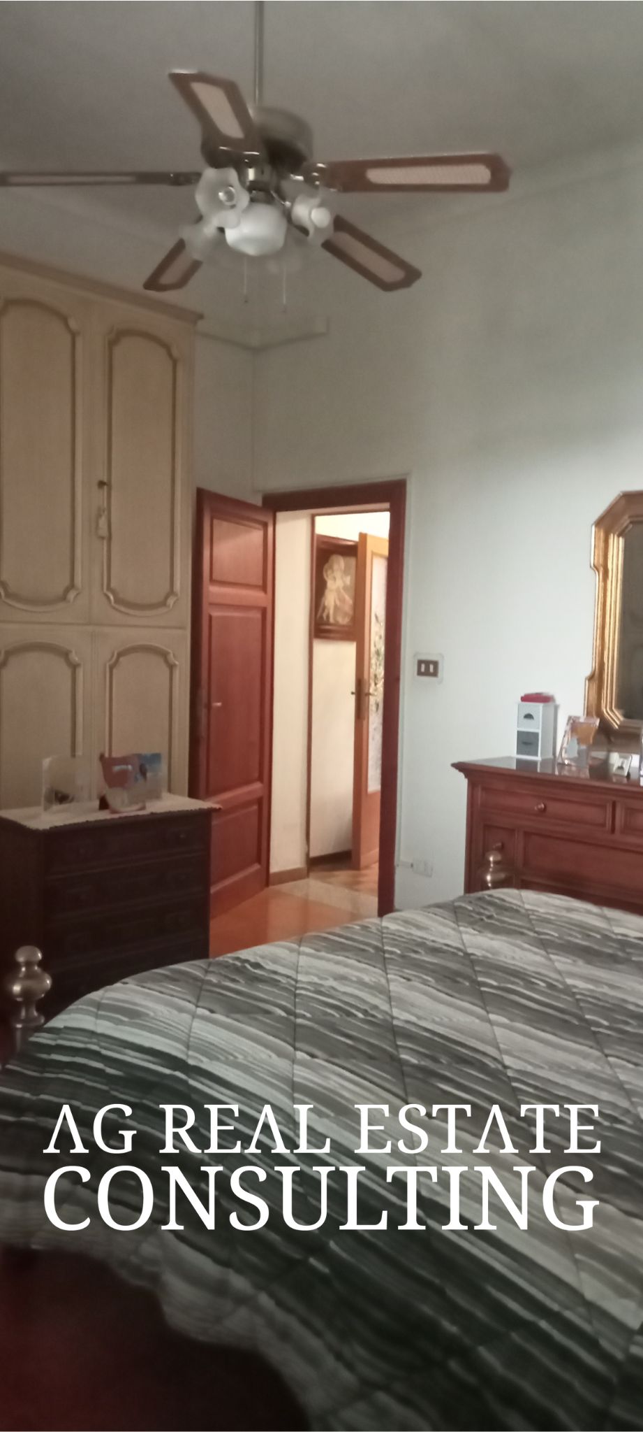 APPARTAMENTO IN VILLA DUPLEX CON GIARDINO E POSTI AUTO