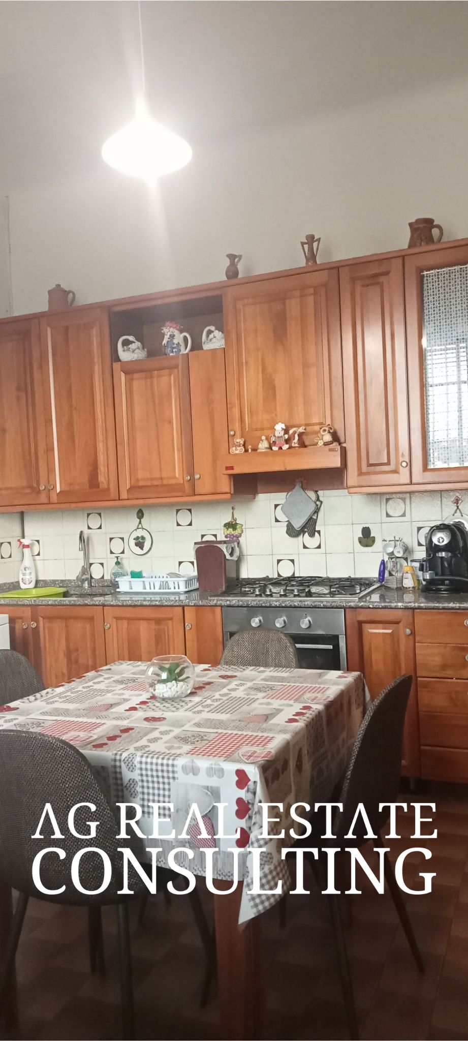 APPARTAMENTO IN VILLA DUPLEX CON GIARDINO E POSTI AUTO