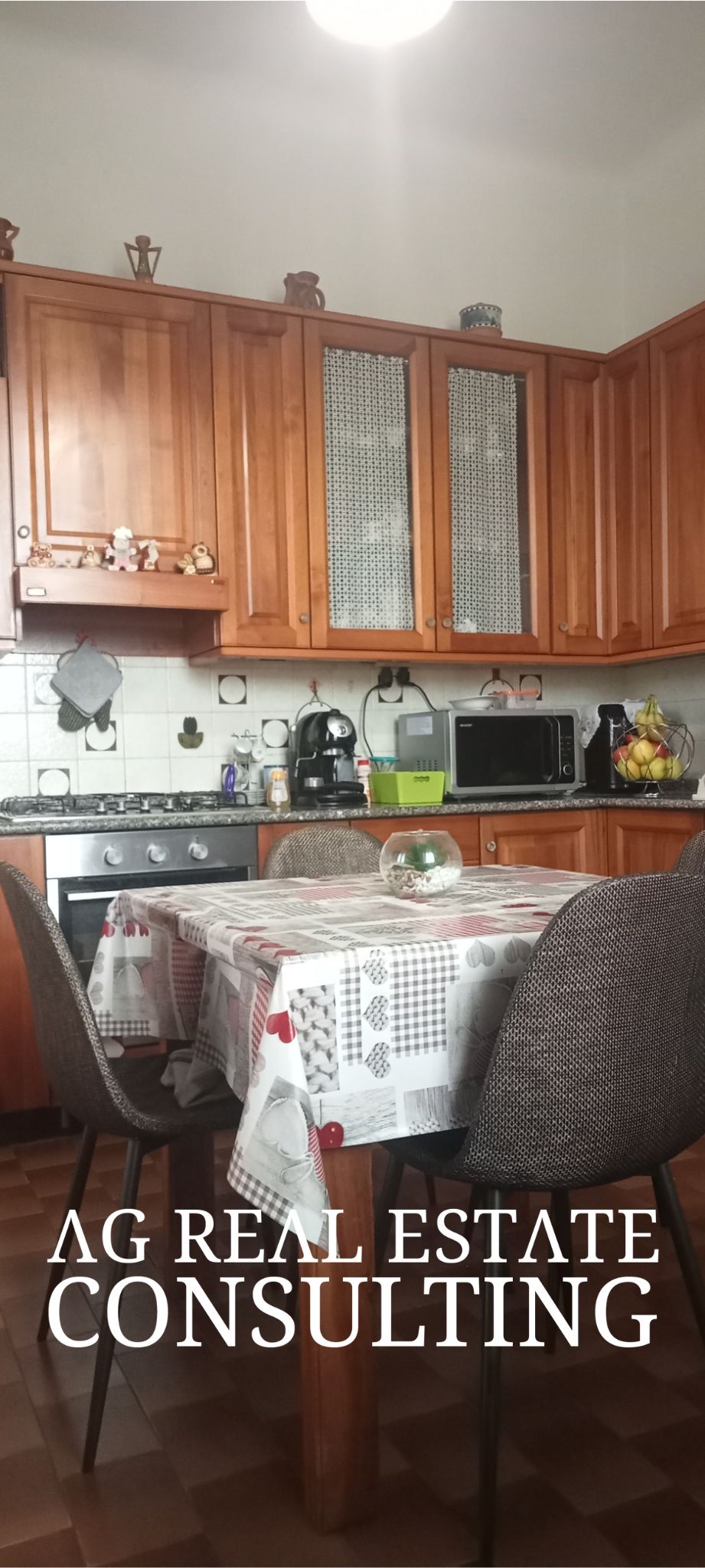 APPARTAMENTO IN VILLA DUPLEX CON GIARDINO E POSTI AUTO