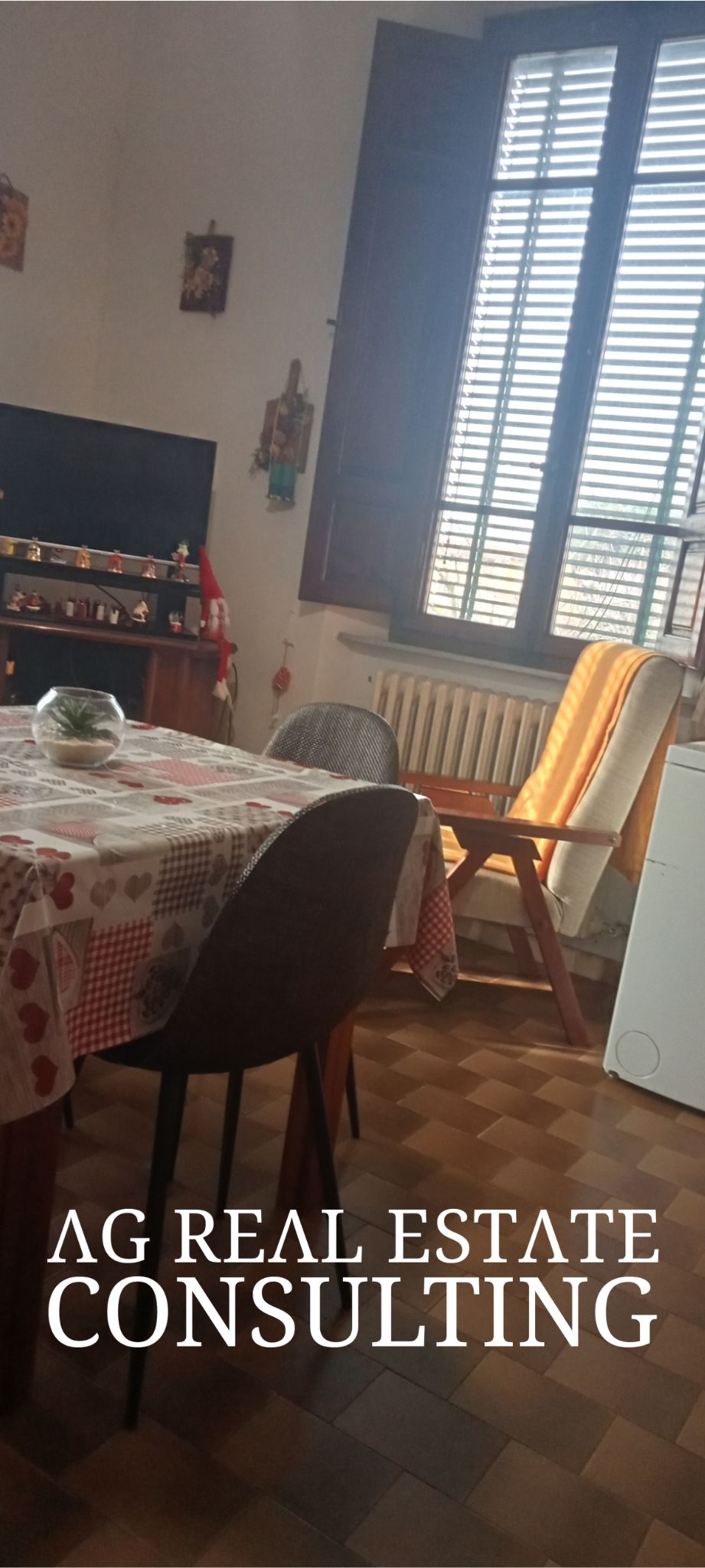 APPARTAMENTO IN VILLA DUPLEX CON GIARDINO E POSTI AUTO