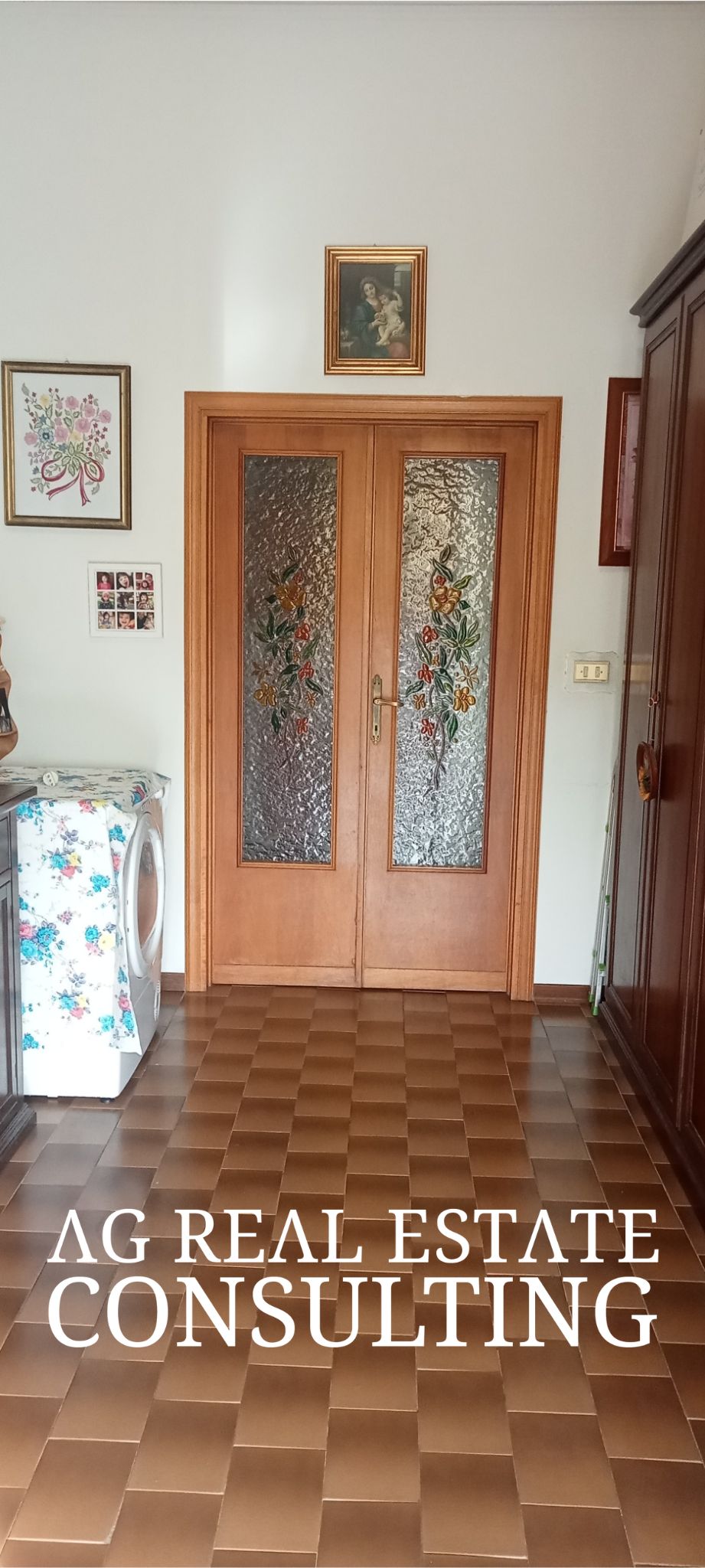 APPARTAMENTO IN VILLA DUPLEX CON GIARDINO E POSTI AUTO